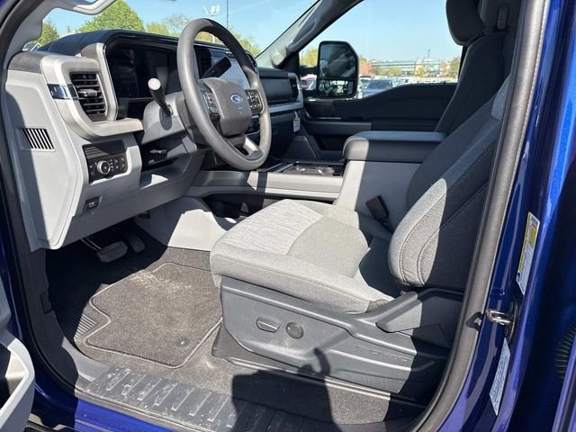 New 2026 Blue Ford XLT image 8