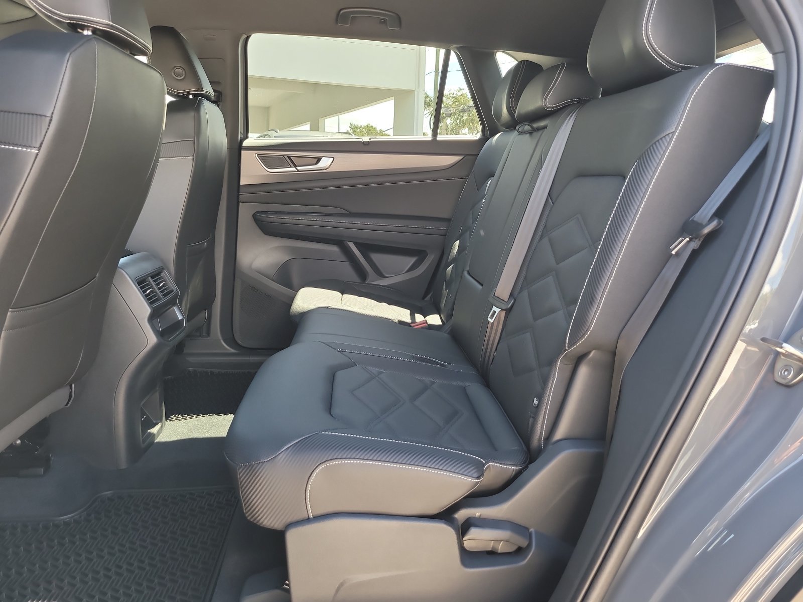 New 2026 Pure Gray Volkswagen 2.0T SE W/TECHNOLOGY image 10