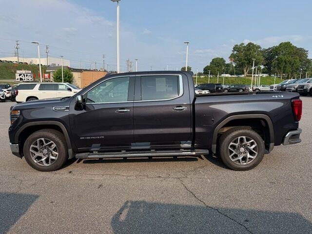 Used 2022 Titanium Rush Metallic GMC SLT image 7