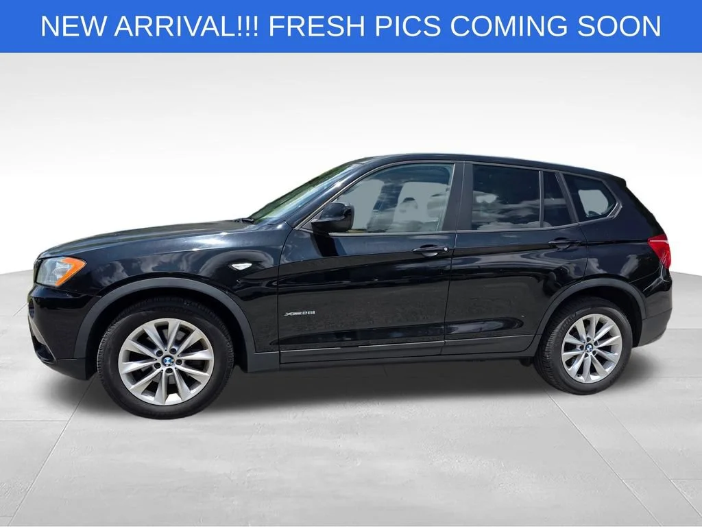 Used 2014 Black BMW xDrive28i image 3