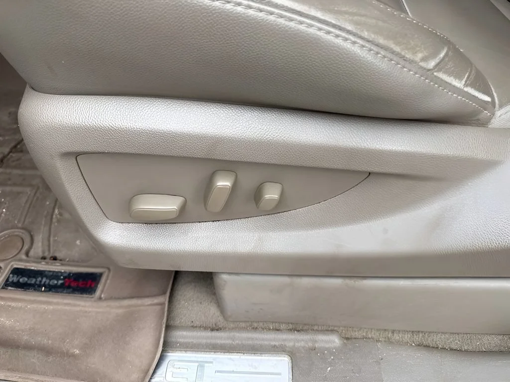 Used 2019 SATIN STEEL METALLIC Chevrolet LT image 10