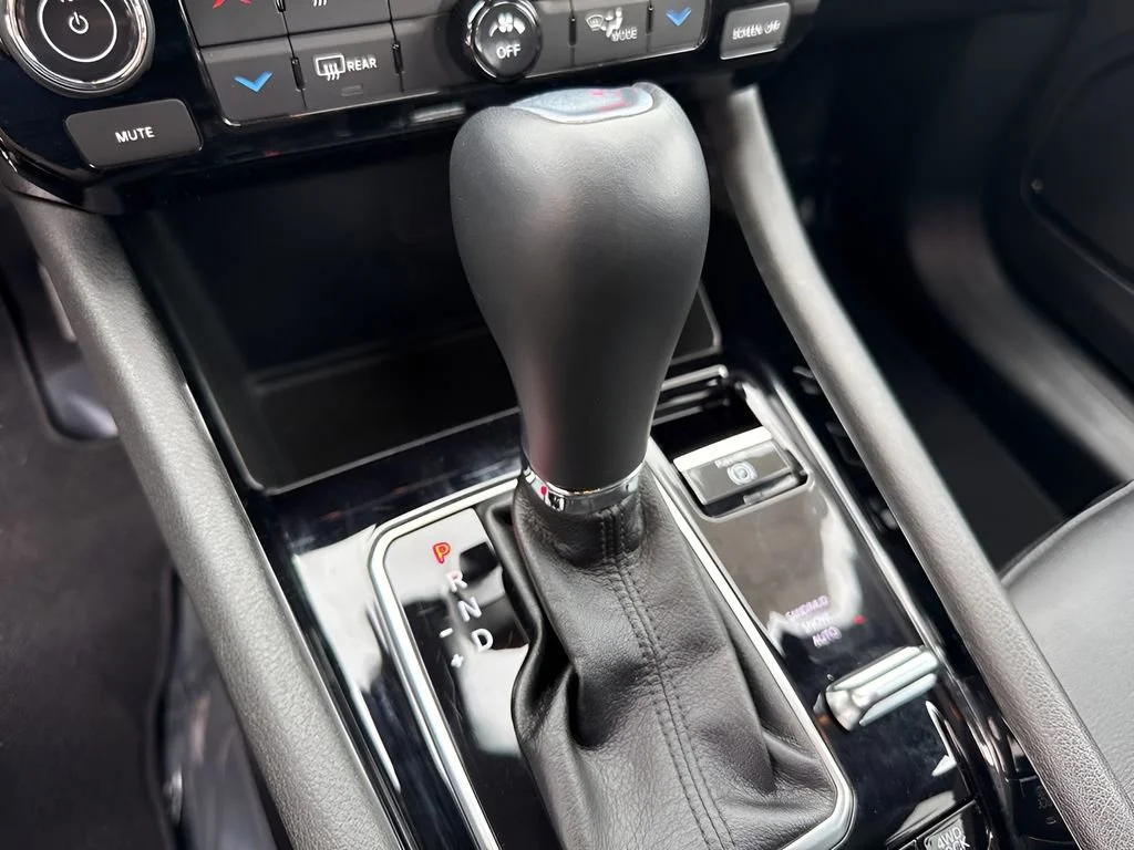 Used 2025 Black Jeep Limited image 17