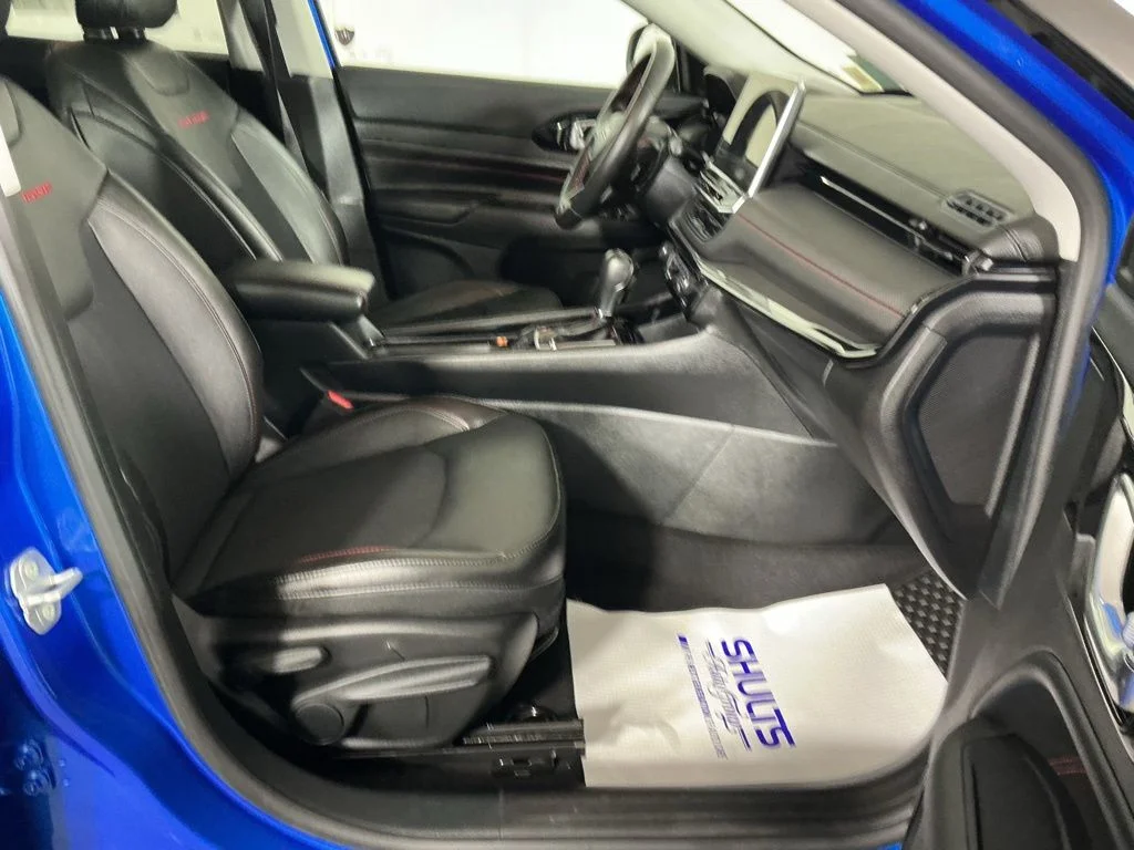 Used 2022 Blue Jeep Trailhawk image 22