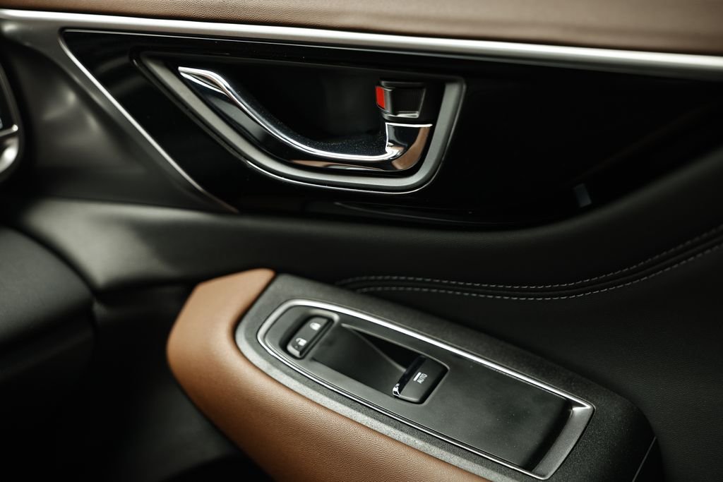 Used 2025 Magnetite Gray Metallic Subaru Touring XT image 40