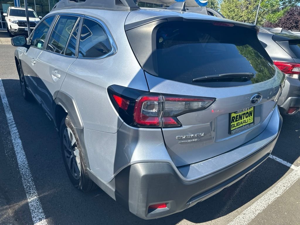 Used 2023 Ice Silver Metallic Subaru Premium image 3