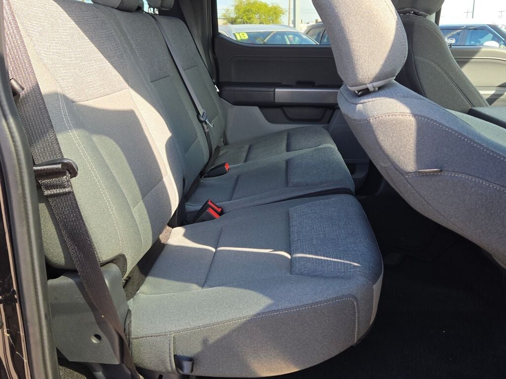 Used 2024 Black Ford XLT image 8
