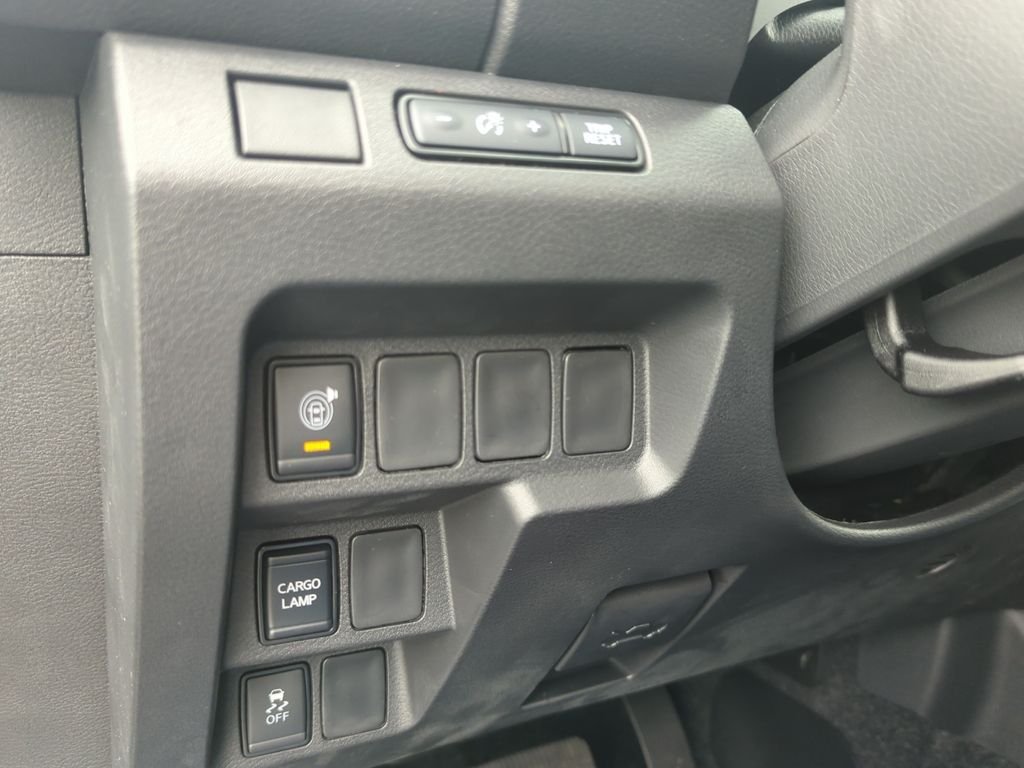 2026 Nissan Frontier SV - Photo 10