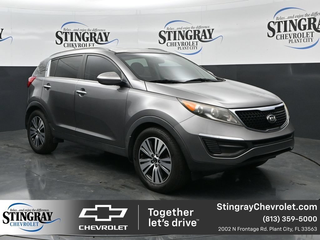 Used 2016 Silver Kia EX image 1