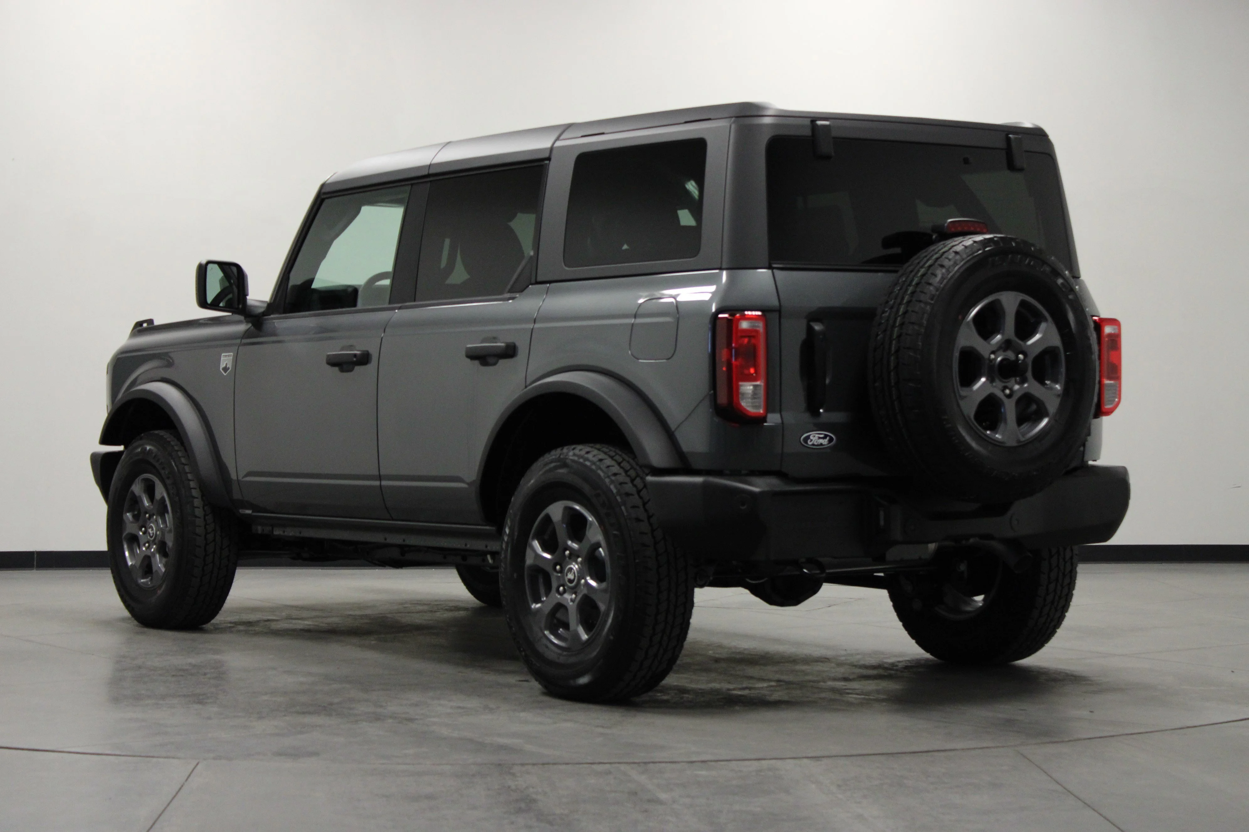 New 2026 Carbonized Gray Metallic Ford Big Bend® image 6
