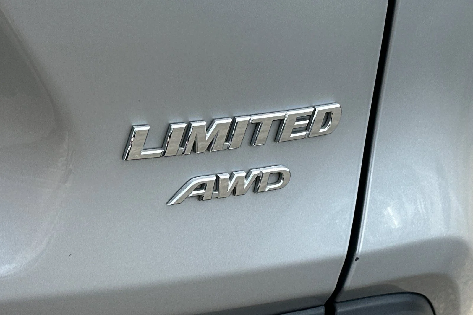 Used 2023 Silver Sky Metallic Toyota Limited image 23