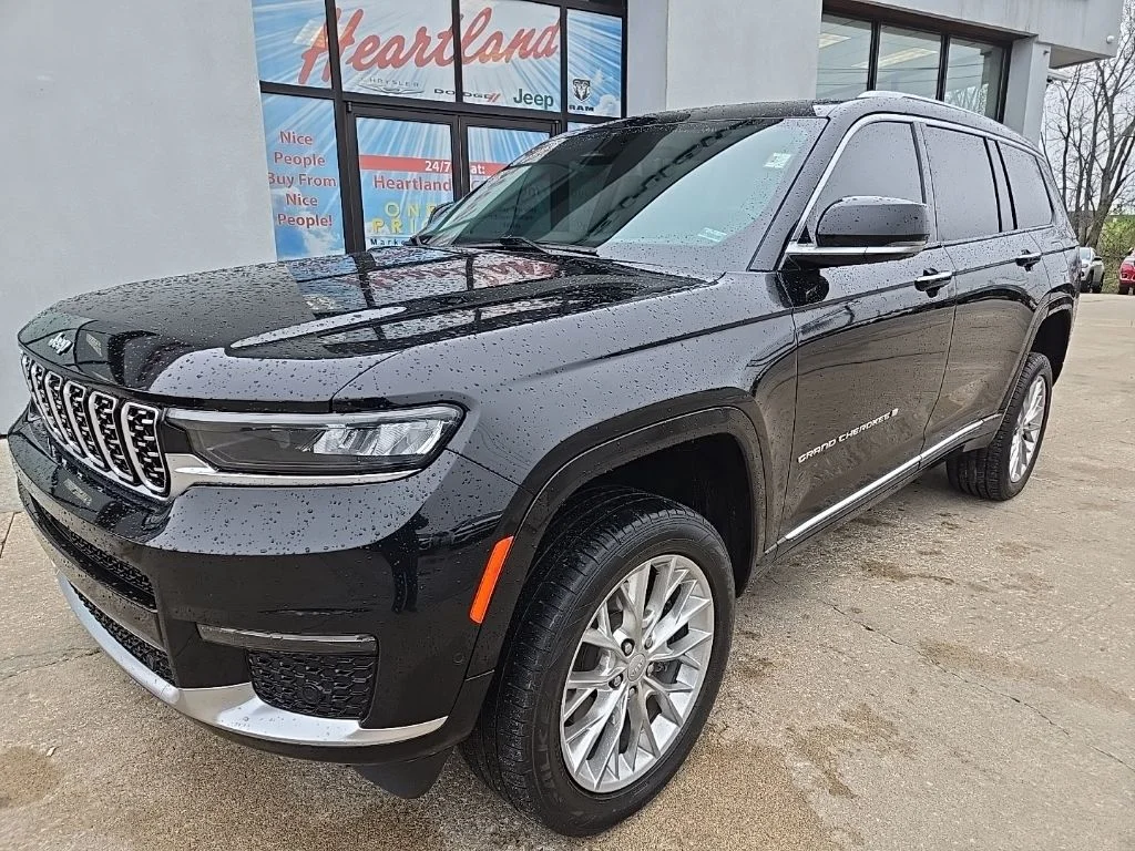 Used 2021 Jeep Grand Cherokee L Summit with VIN 1C4RJKET9M8146875 for sale in Kansas City