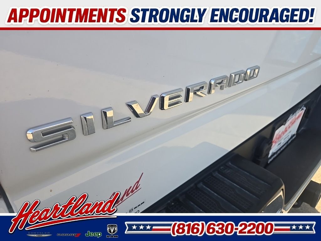 Used 2022 White Chevrolet LTZ image 23
