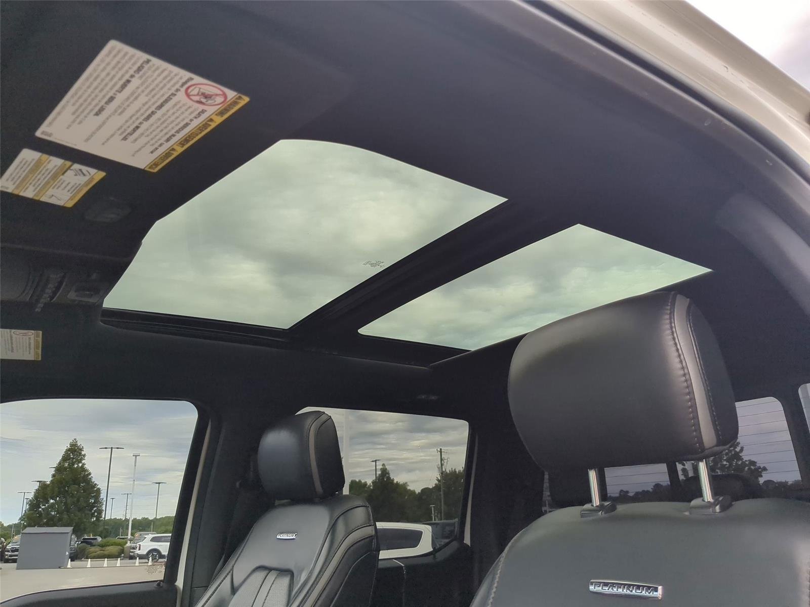 Used 2019 White Platinum Metallic Tri-Coat Ford Platinum image 28