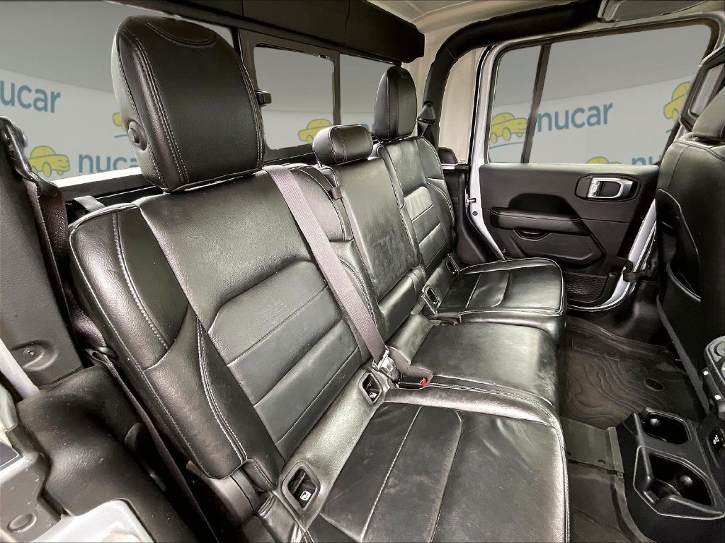 Used 2022 Silver Zynith Clearcoat Jeep Overland image 15