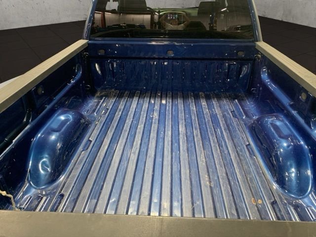 Used 2017 Blue GMC SLE image 13