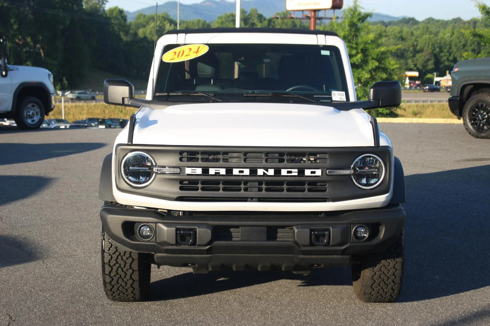 Used 2024 White Ford Black Diamond image 2