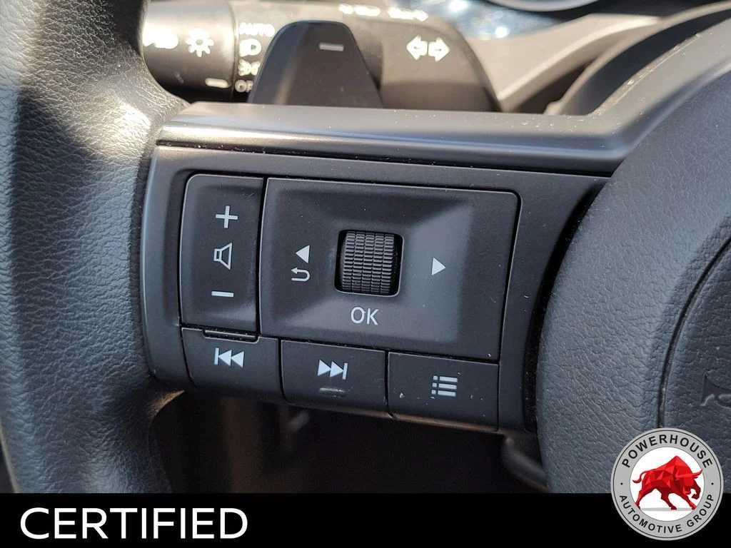 Used 2023 White Nissan S image 27