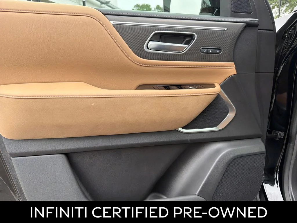 Certified Used 2026 Black Obsidian INFINITI LUXE image 30