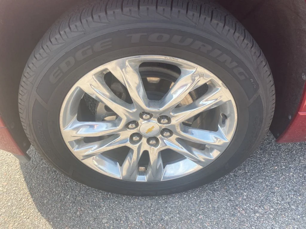 Used 2018 Red Chevrolet High Country image 12