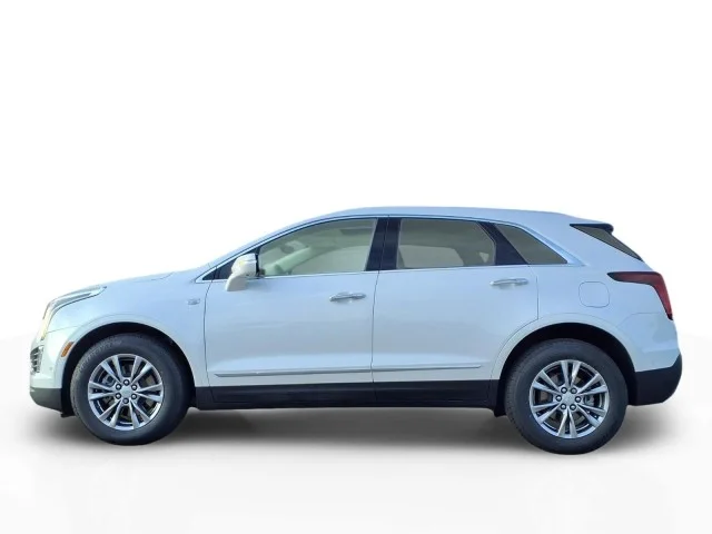 Used 2022 CRYSTAL WHITE TRICOAT Cadillac FWD Premium Luxury image 4