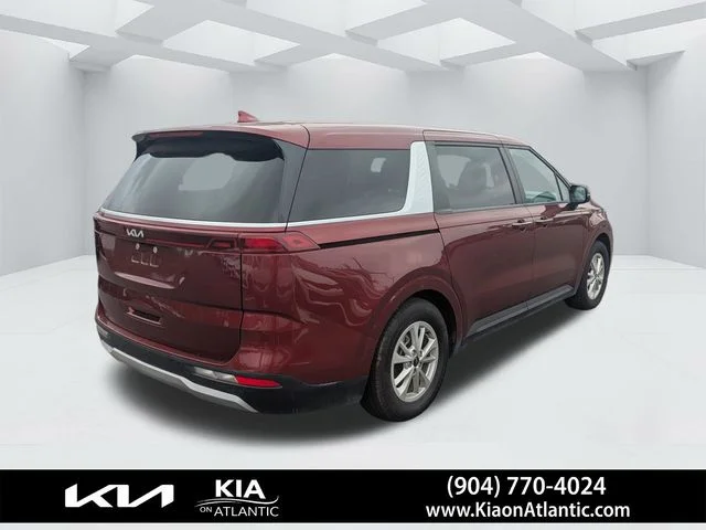 Used 2024 Red Kia LX image 4