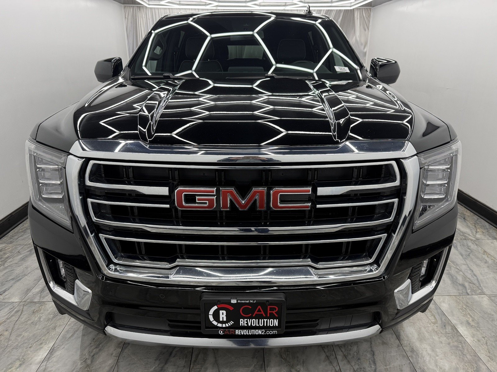 2024 Gmc Yukon XL SLT photo 2