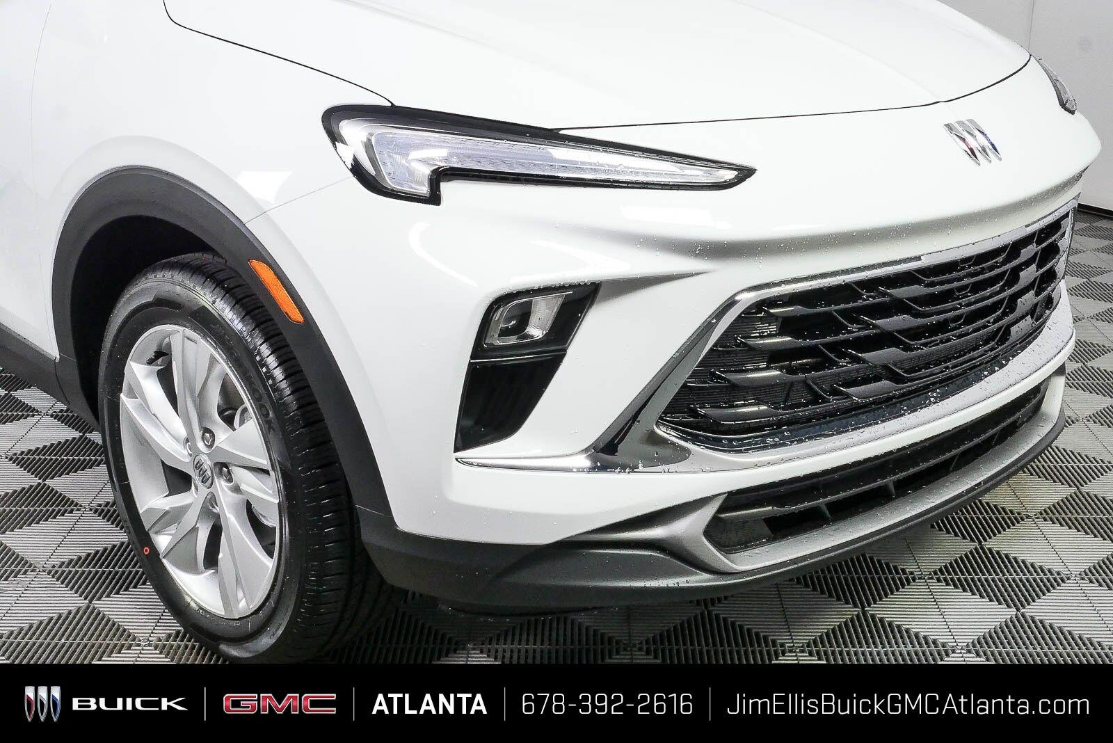 New 2026 Summit White Buick Preferred image 36