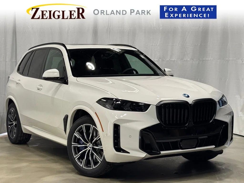 2026 BMW X5 xDrive50e's photo