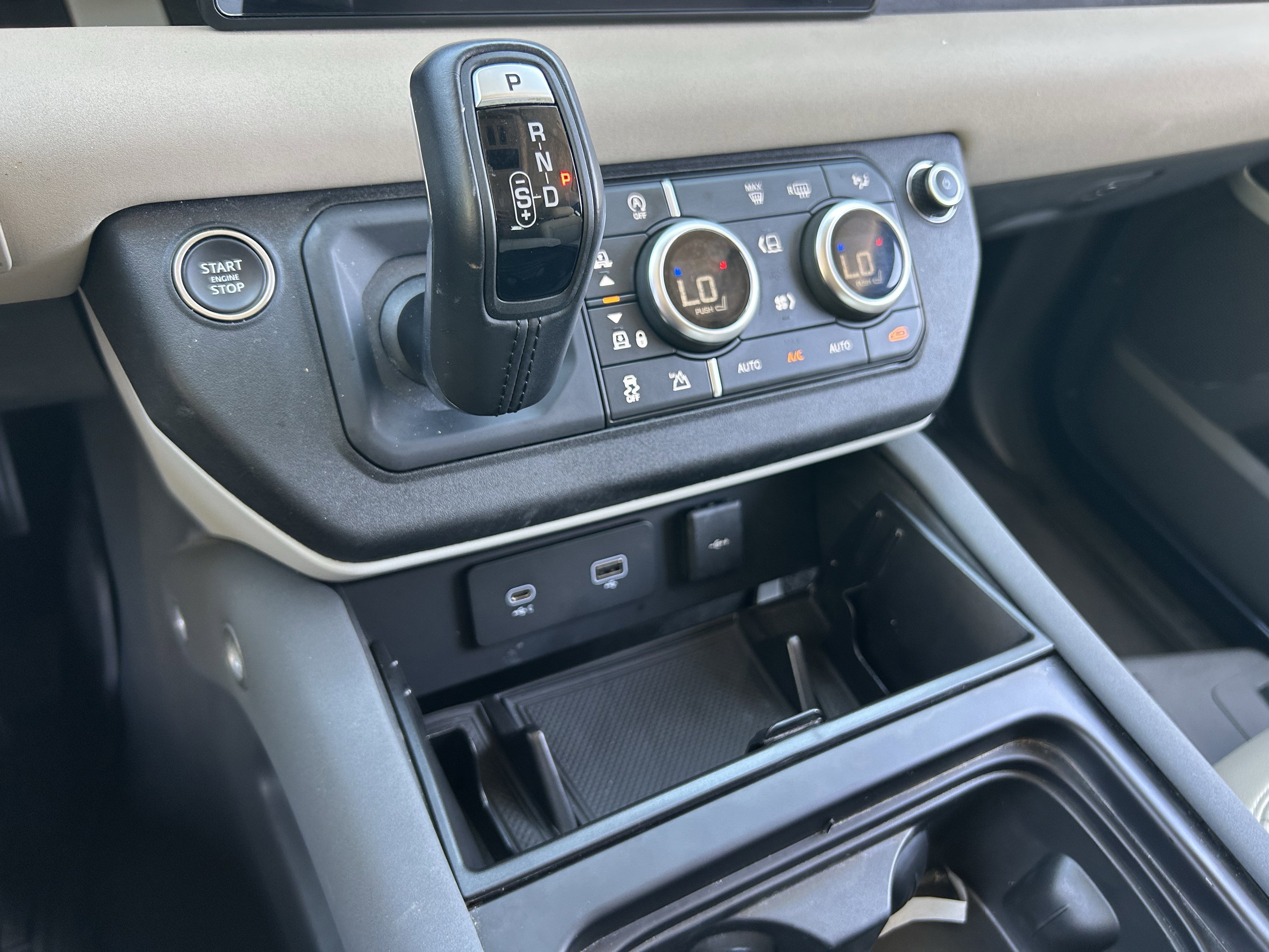 Used 2023 Blue Land Rover S image 23