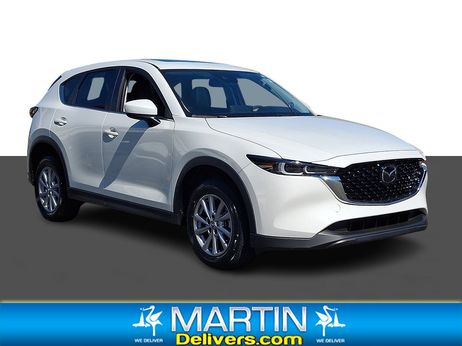 2023 Mazda CX-5 S Preferred package Auto AWD's photo