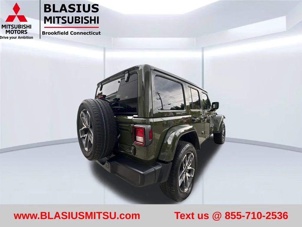 Used 2024 Green Jeep Sport S 4xe image 9