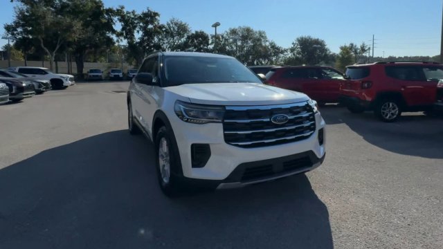 New 2026 Star White Metallic Tri-Coat Ford Active image 67