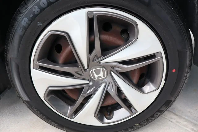 Used 2019 Modern Steel Metallic Honda LX image 42