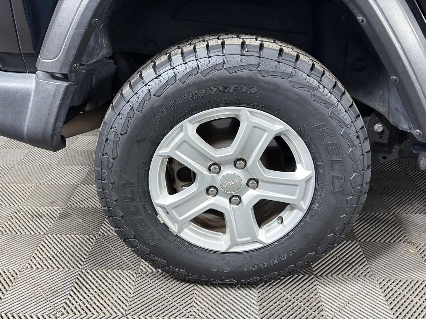 Used 2021 Black Clearcoat Jeep Unlimited Sport S image 14