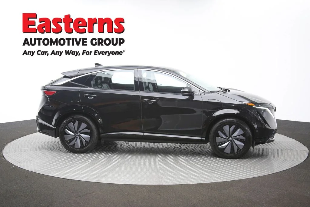 Used 2023 Black Nissan ENGAGE image 46