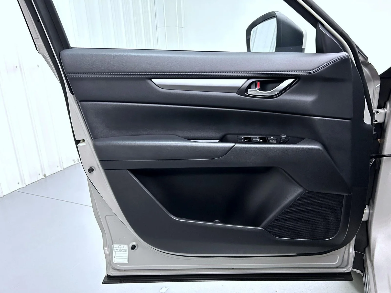 Used 2025 Silver Mazda 2.5 S Preferred Package image 9