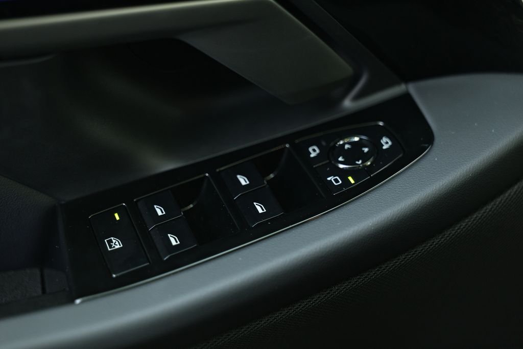 2027 BMW 5 Series 530i - Photo 15