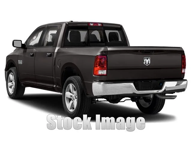 Used 2022 Billet Silver Metallic Clearcoat RAM SLT 4x4 Crew Cab 5.6 ft. box 140 in. WB image 20