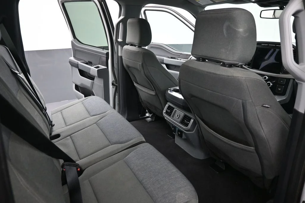 Used 2024 White Ford XLT image 11