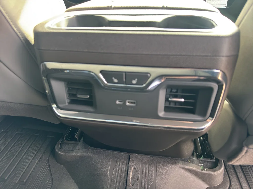 2026 GMC Sierra 1500 SLT - Photo 20