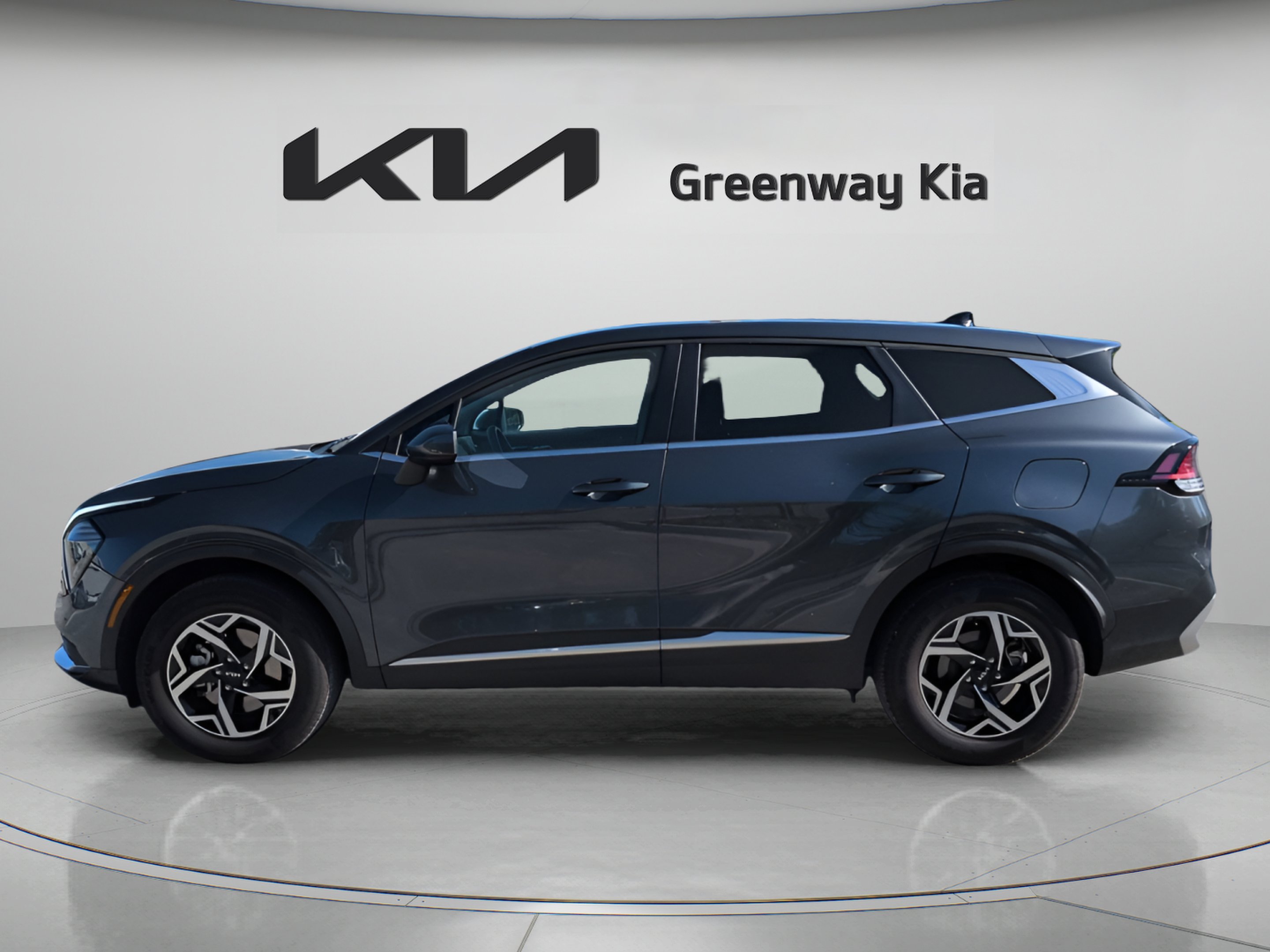 Used 2024 Gravity Gray Kia LX image 5