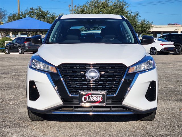 Used 2024 Nissan Kicks S with VIN 3N1CP5BV9RL582732 for sale in Sugar Land, TX