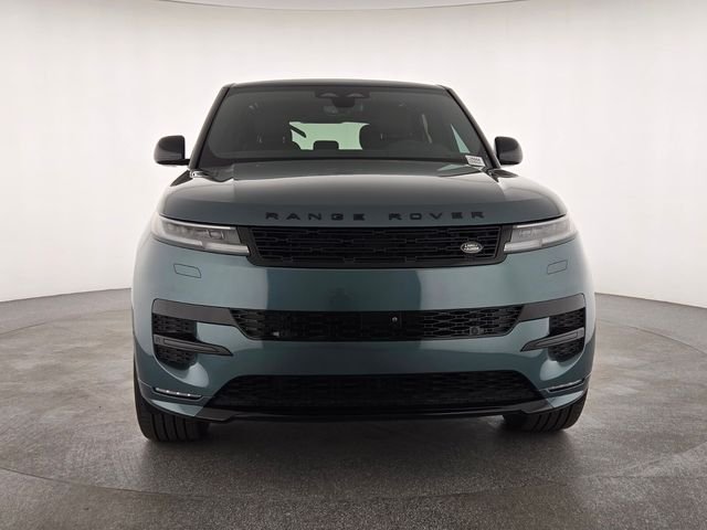Used 2025 Green Land Rover Dynamic SE image 8