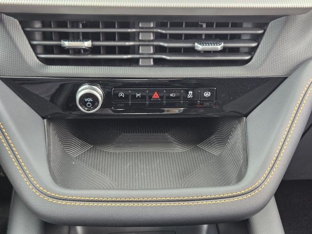 New 2026 Agate Black Metallic Ford Tremor® image 34