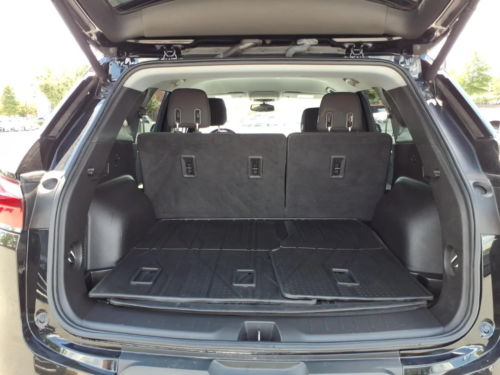 Used 2020 Black Chevrolet LT image 30