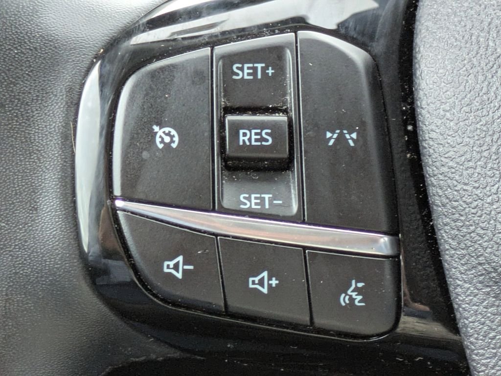 Used 2024 Silver Ford Active image 28