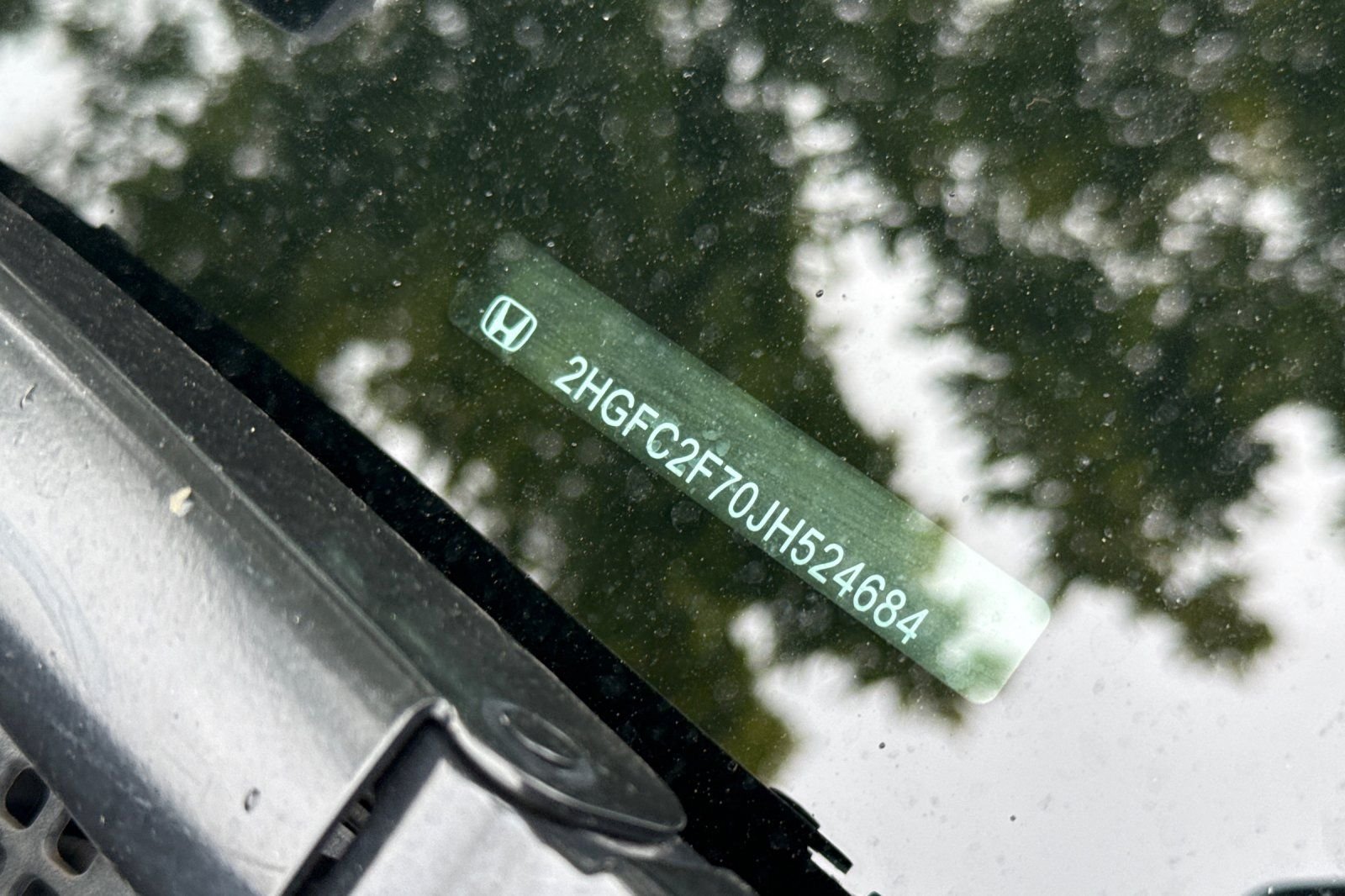 Used 2018  Honda EX image 2