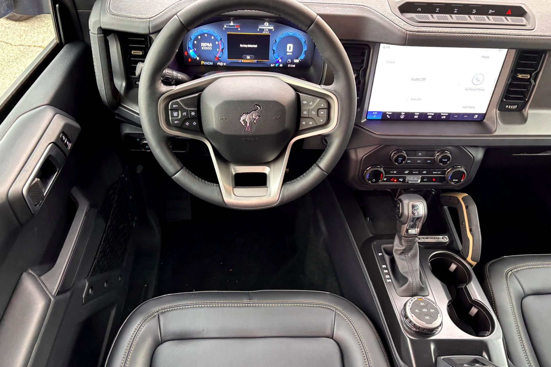 New 2025 Velocity Blue Metallic Ford Badlands image 19