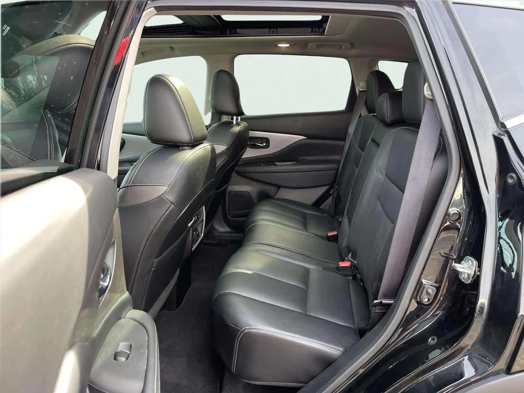 Used 2021 Magnetic Black Pearl Nissan SL image 26