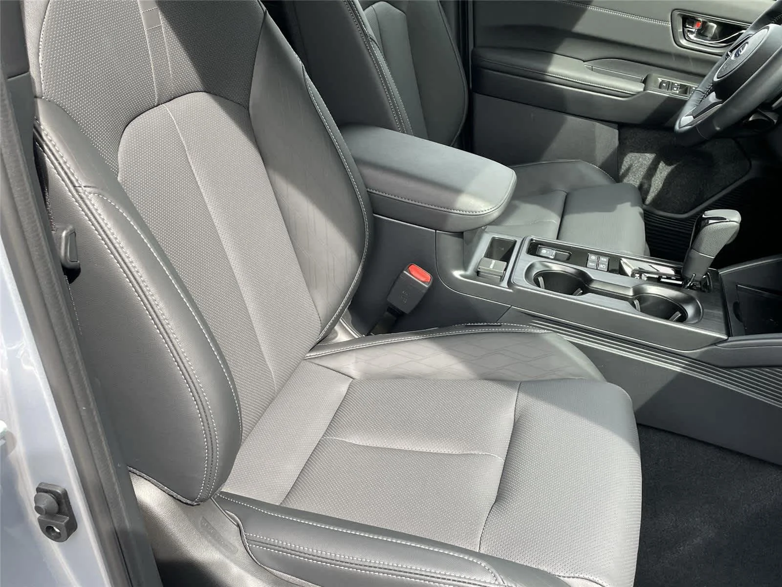 New 2026 ICE SILVER METALLIC Subaru Touring XT image 18